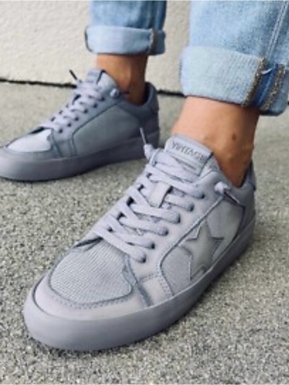 Vintage Havana Extra Dip Dye sneaker.. gray/purple color..size 8. New condition